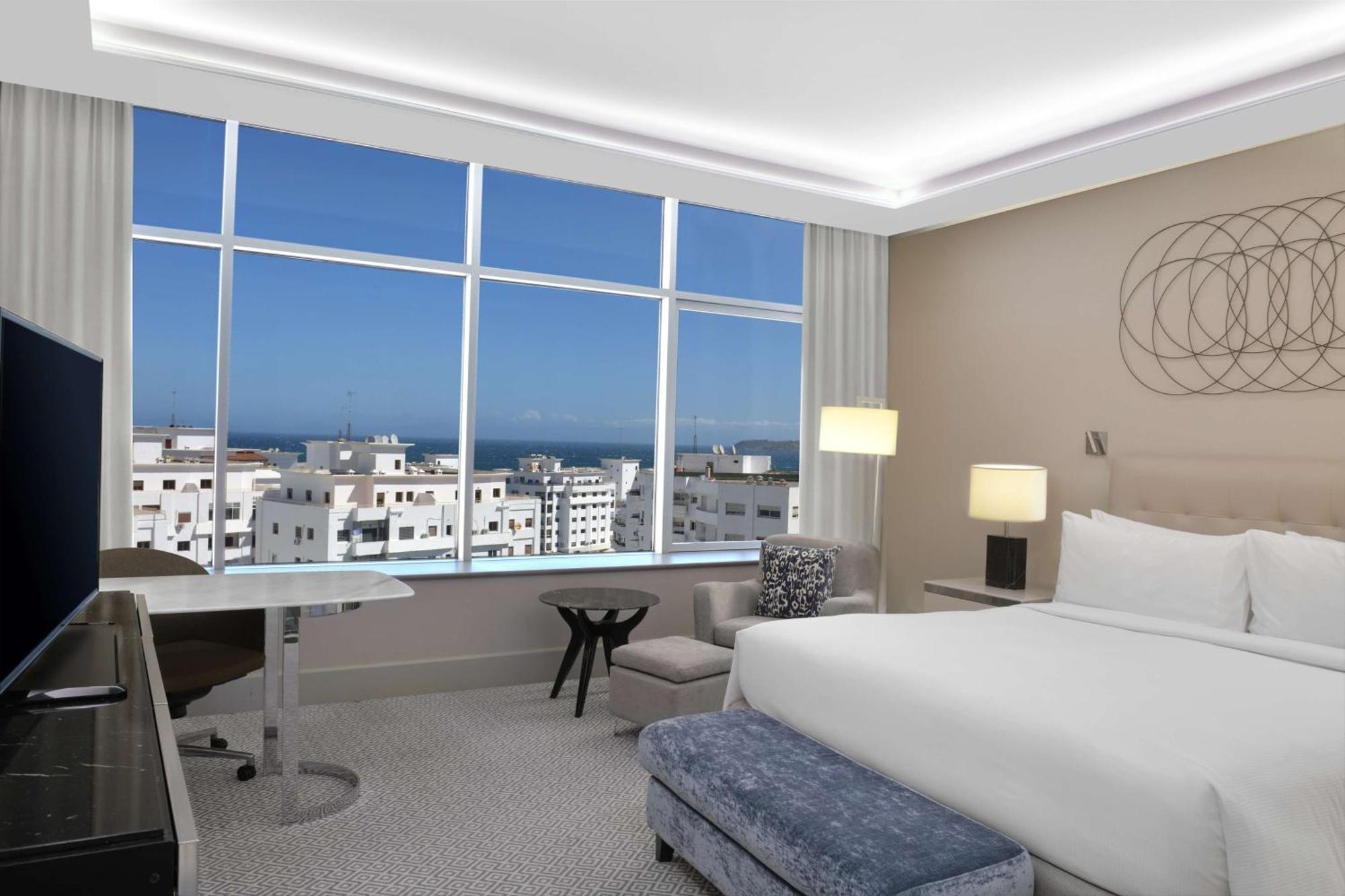 Hilton Tanger City Center Экстерьер фото Deluxe room