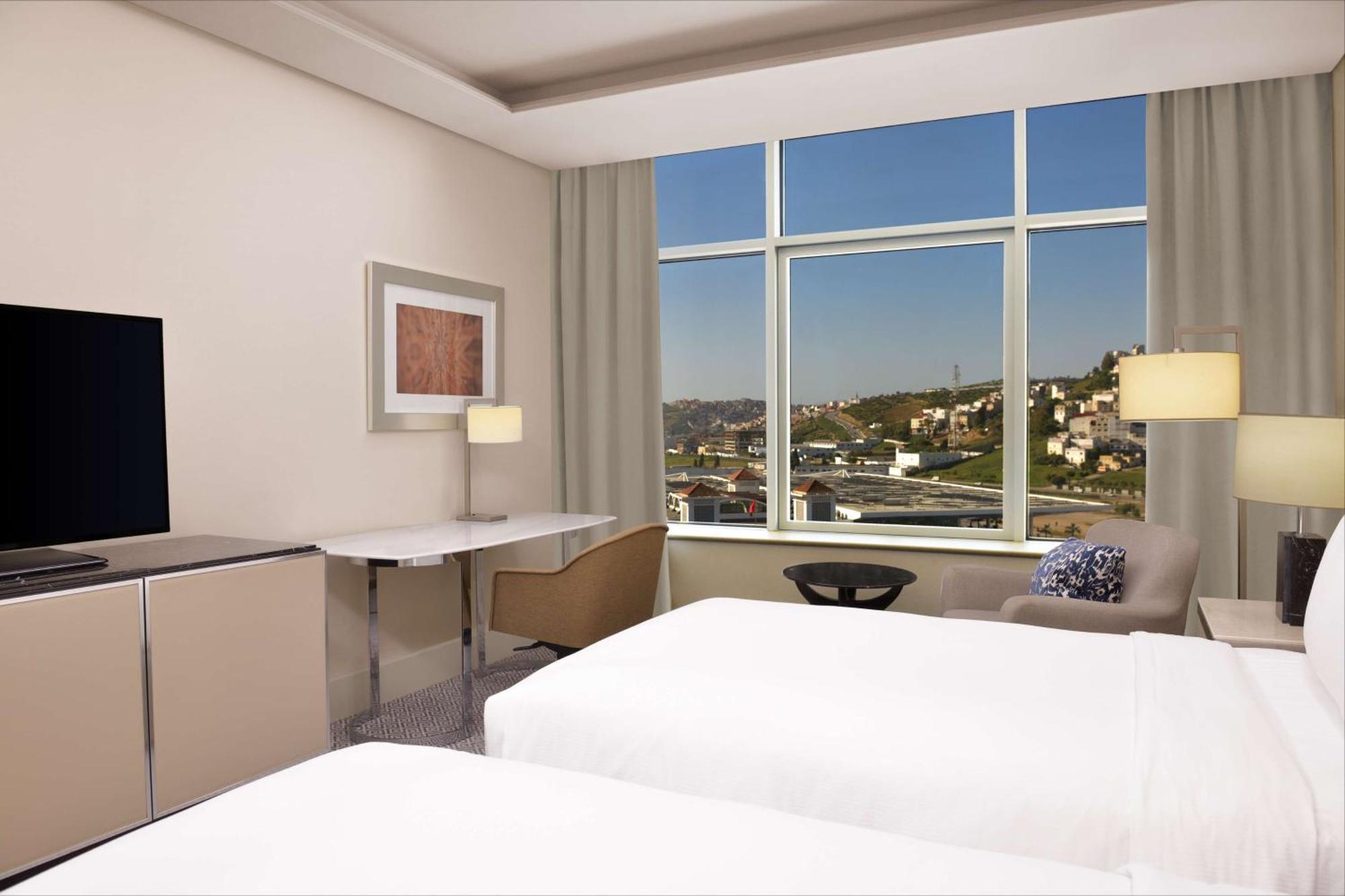 Hilton Tanger City Center Экстерьер фото A guest room at the hotel