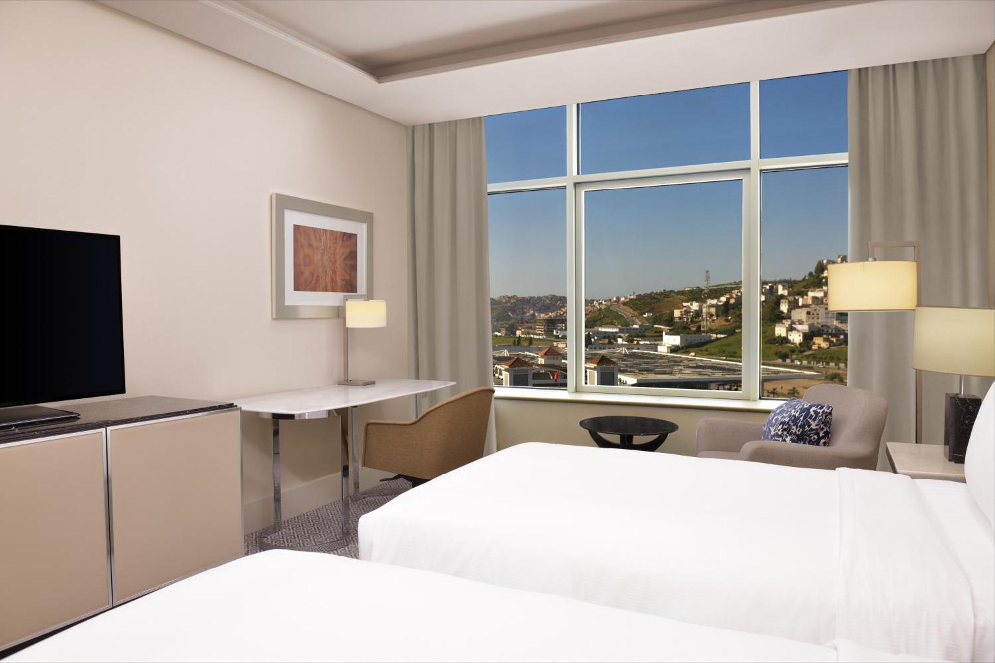 Hilton Tanger City Center Экстерьер фото