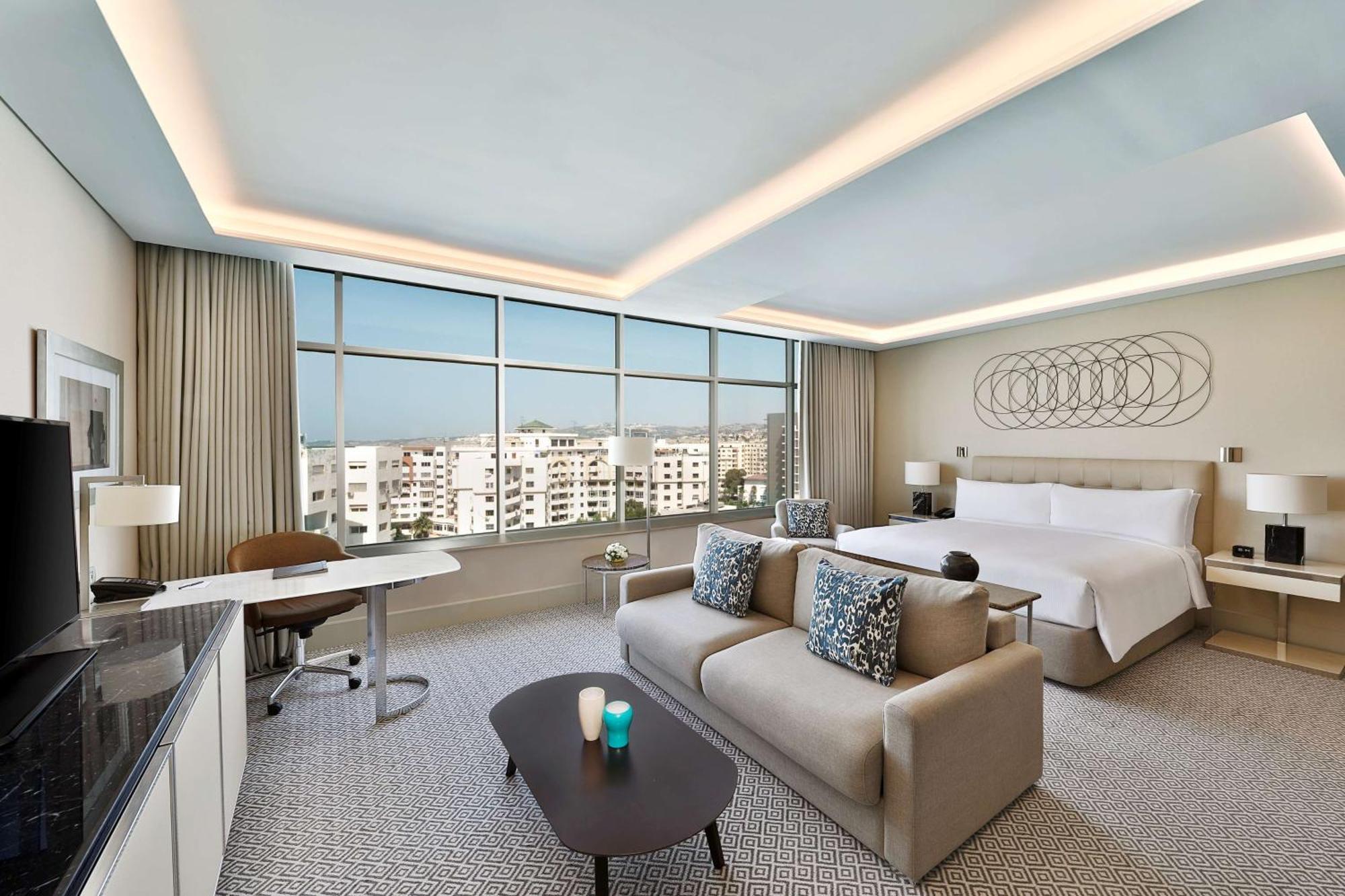 Hilton Tanger City Center Экстерьер фото